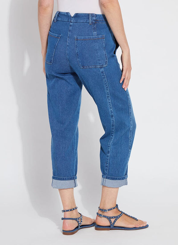 Winslet Cuffed Barrel Crop in Mid Wash
