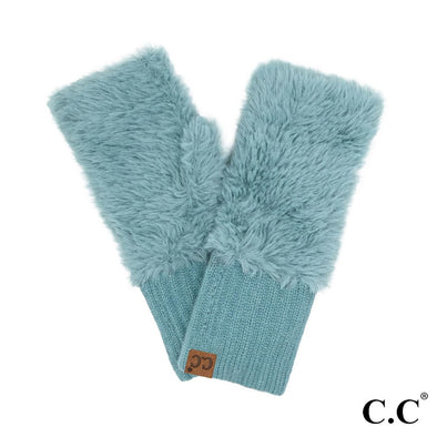 Fingerless Gloves in Dusty Mint