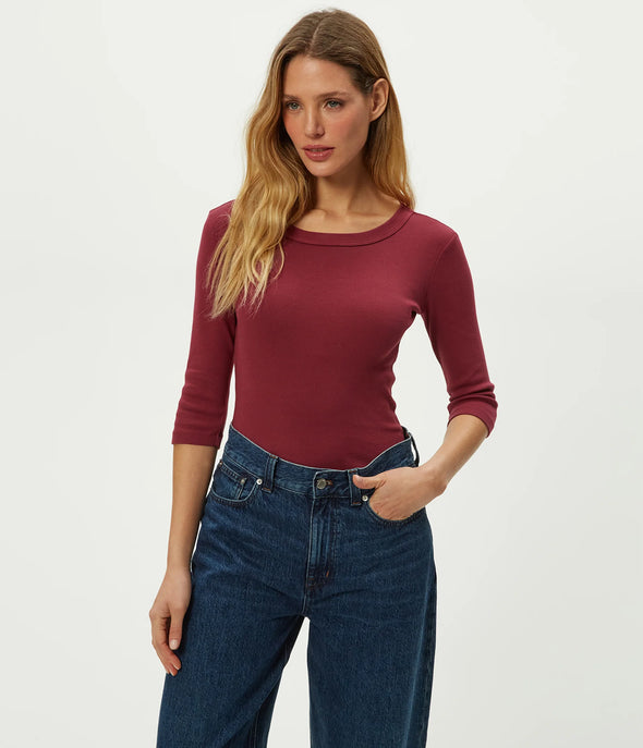 Dot 3/4 Sleeve Tee in Garnet