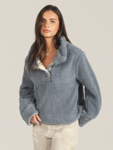 Emerson Pullover in Denim