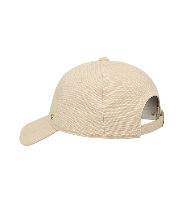 Fingel Cap in Sand