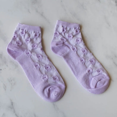 Simple Floral Ankle Socks in Lilac