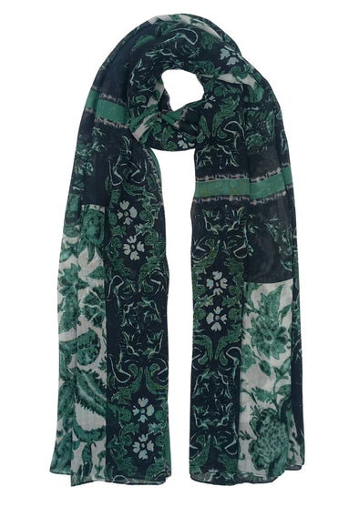 Scarf in Green