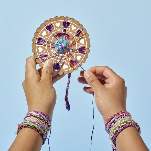 Dial-A-Design Bracelet Wheel