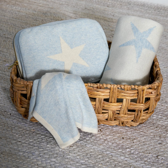 Travel Baby Kit in Stars Blue/Natural