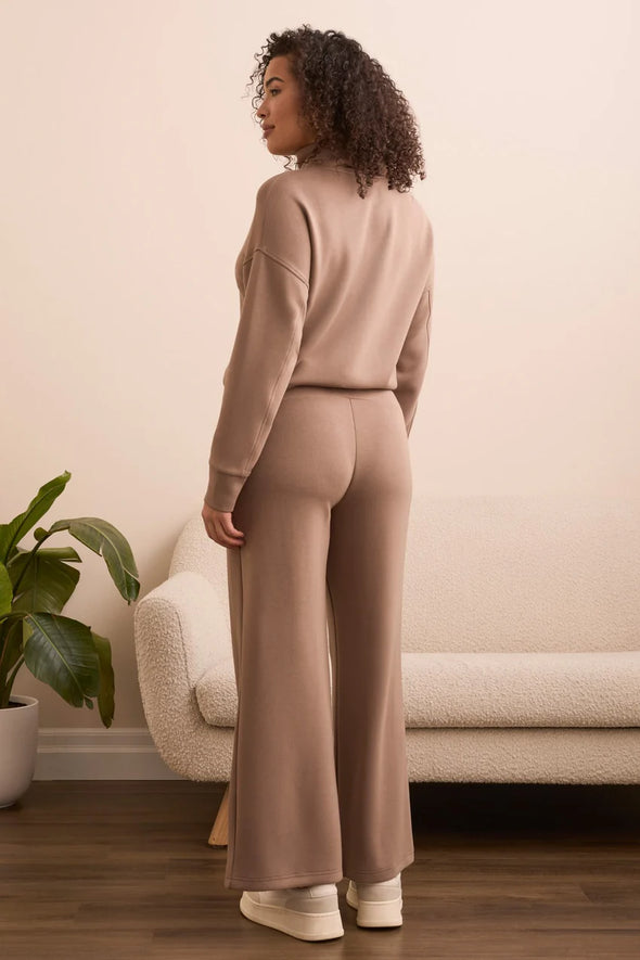 Techno Lux Pants in Fossil