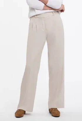 Signature Wide Leg Pleated Trouser in Natural