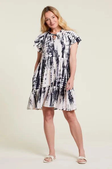 Notch Neck Tiered Dress in Flax