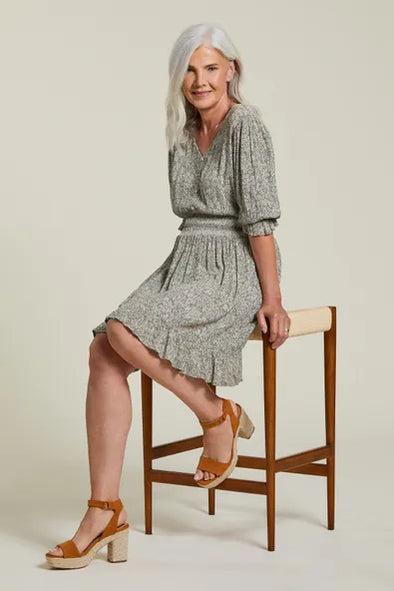 Printed Poet Sleeve V Neck Dress in Petal Pink