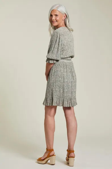 Printed Poet Sleeve V Neck Dress in Petal Pink