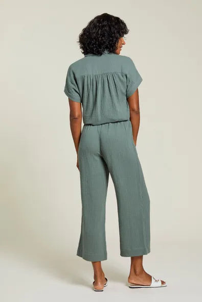 Crinkle Wide Leg Pant in Dry Moss