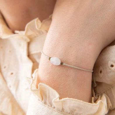Gemstone Bracelet in Moonstone